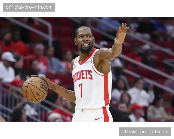 火箭132-101击败灰熊，杜兰特轮休备战季后赛